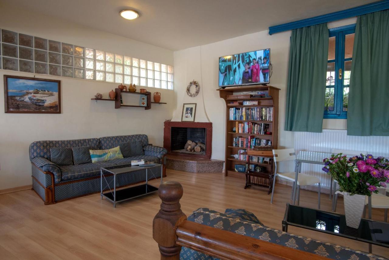 טולון Kleoni Club Apartments מראה חיצוני תמונה