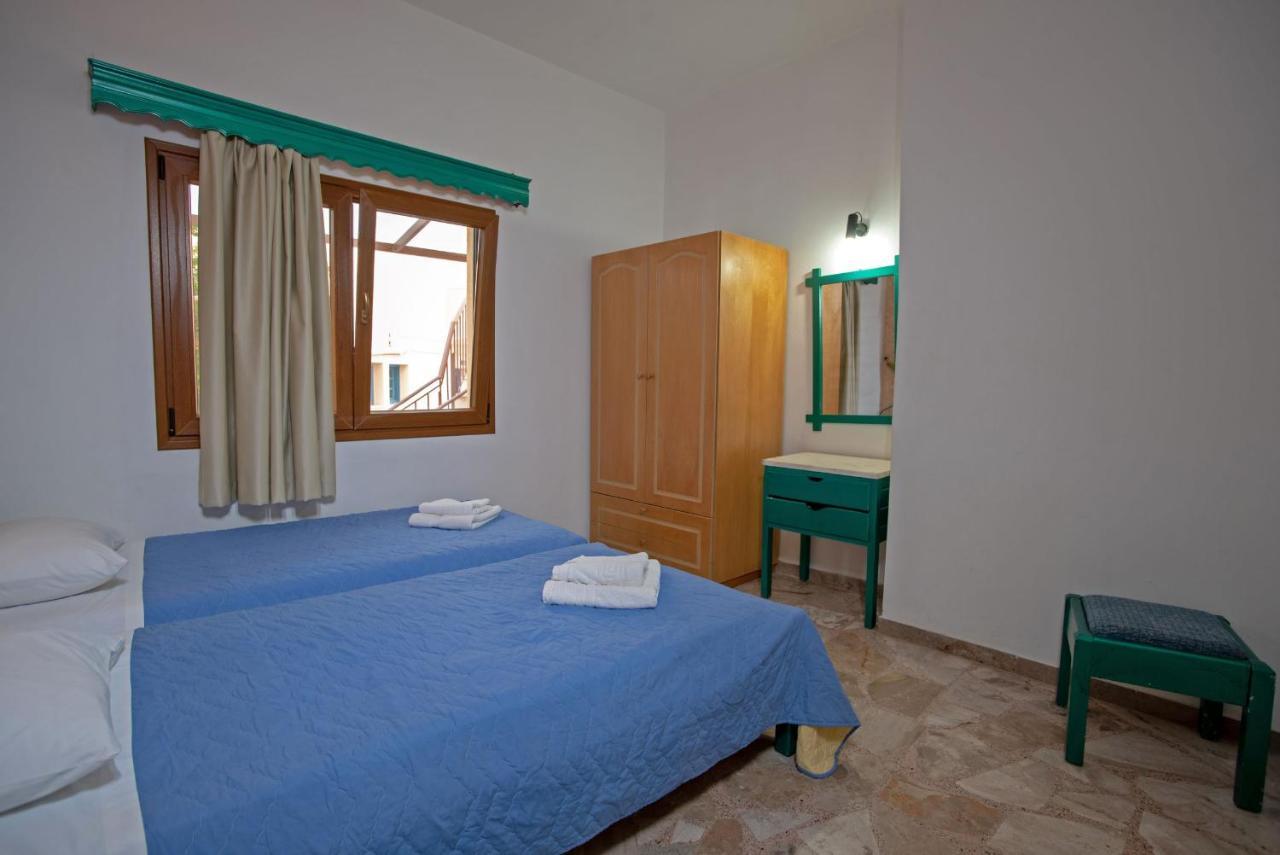 טולון Kleoni Club Apartments מראה חיצוני תמונה
