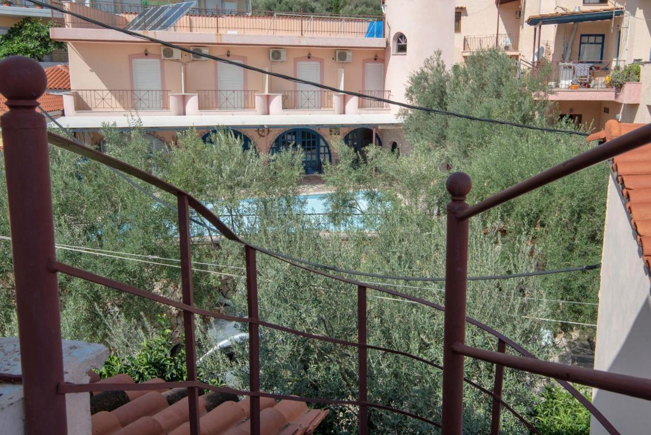 טולון Kleoni Club Apartments מראה חיצוני תמונה