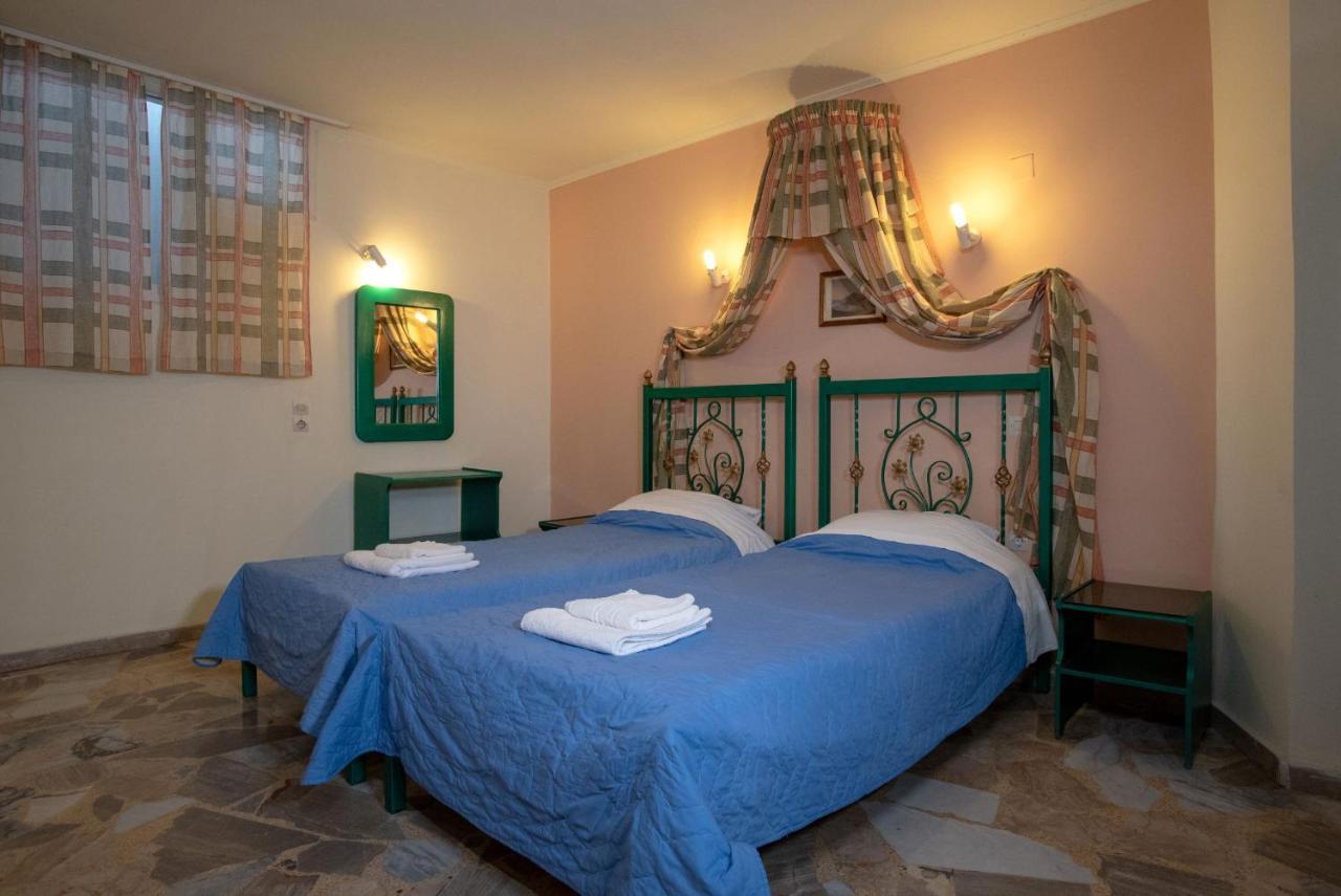 טולון Kleoni Club Apartments מראה חיצוני תמונה