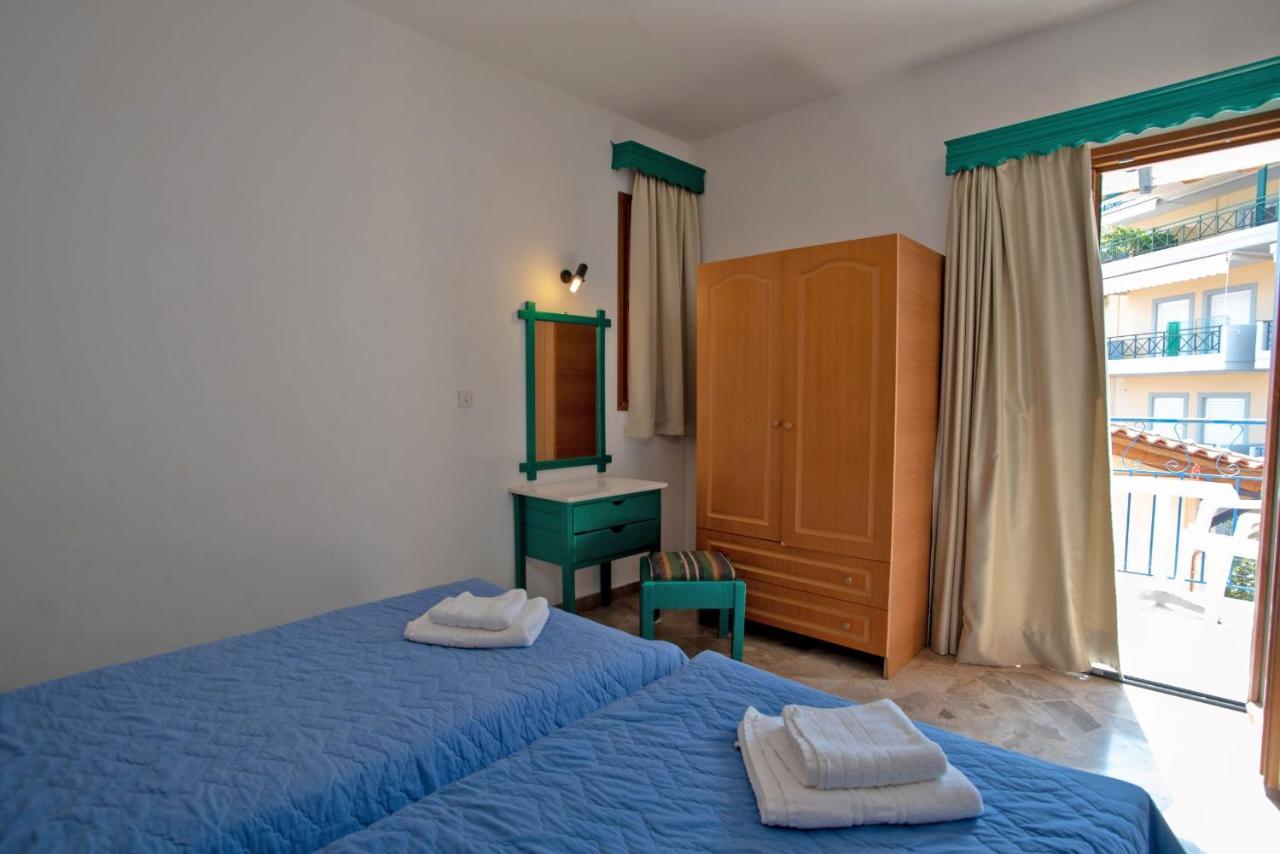 טולון Kleoni Club Apartments מראה חיצוני תמונה