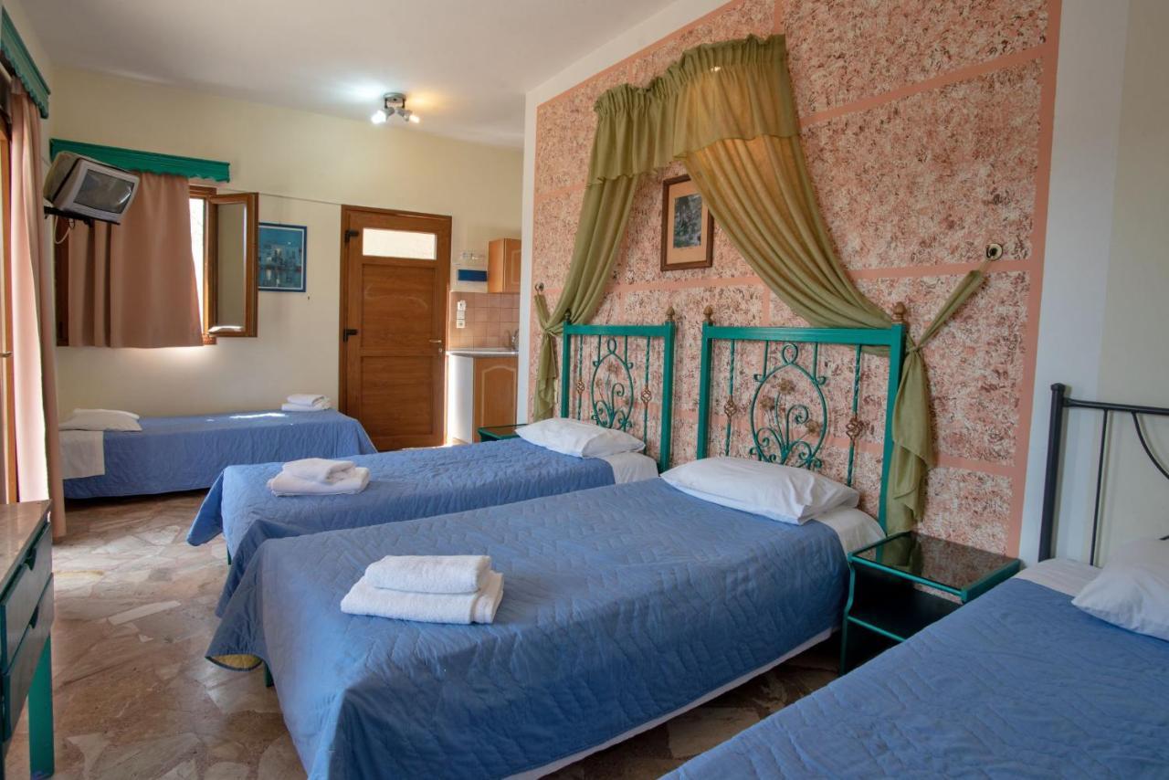 טולון Kleoni Club Apartments מראה חיצוני תמונה