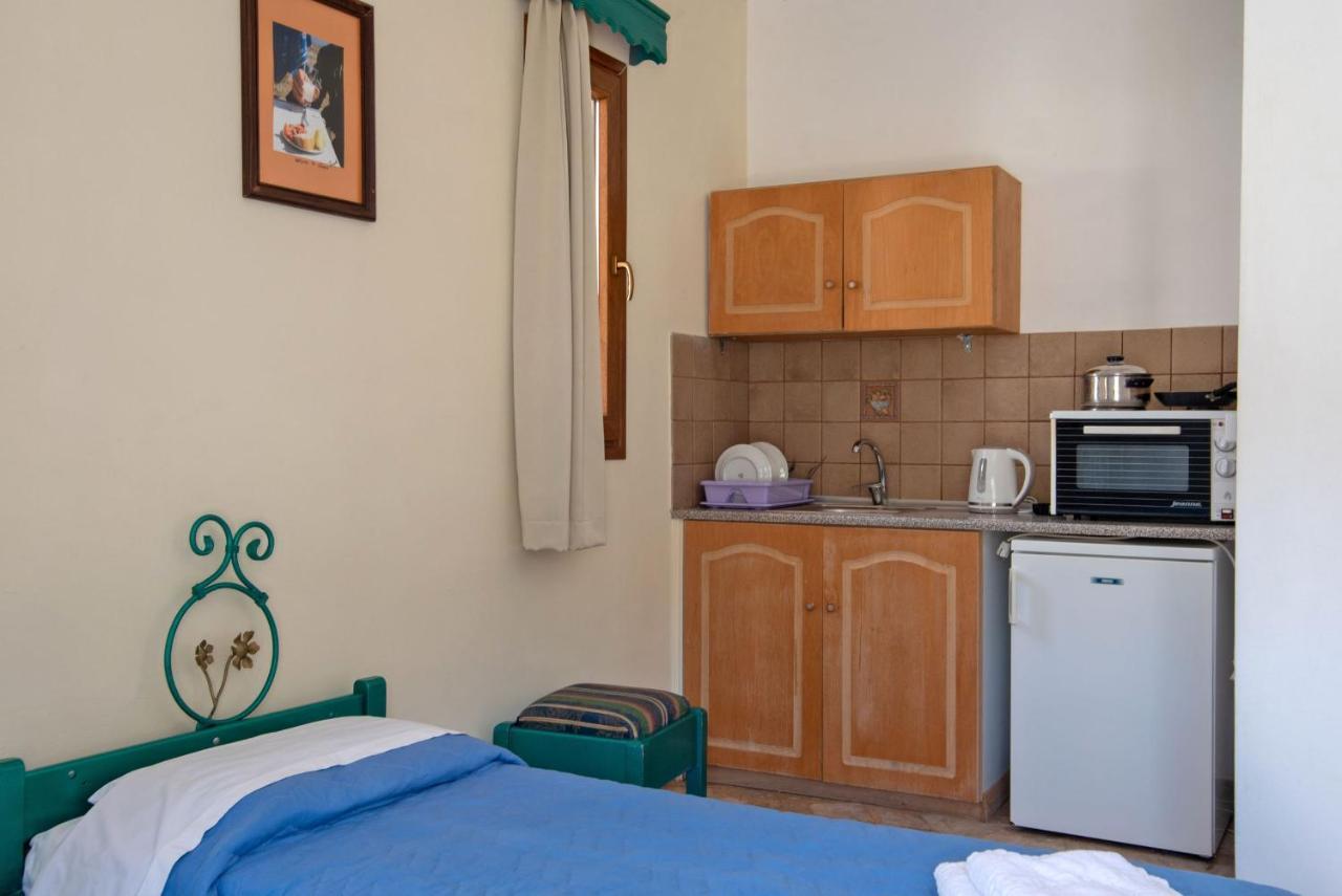 טולון Kleoni Club Apartments מראה חיצוני תמונה