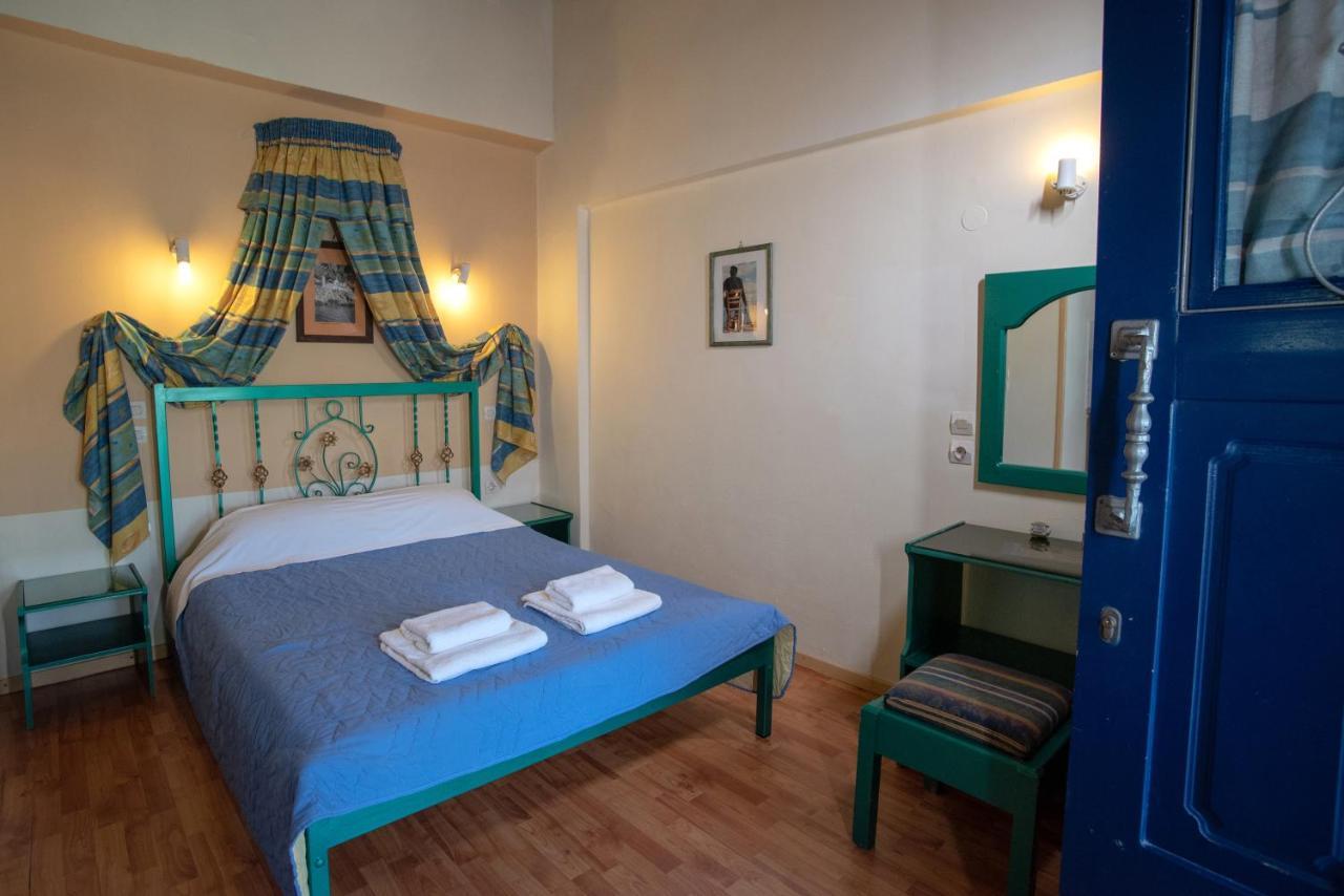 טולון Kleoni Club Apartments מראה חיצוני תמונה